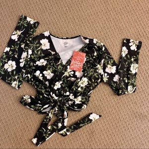 NWT Kortni Jeane black floral rash guard